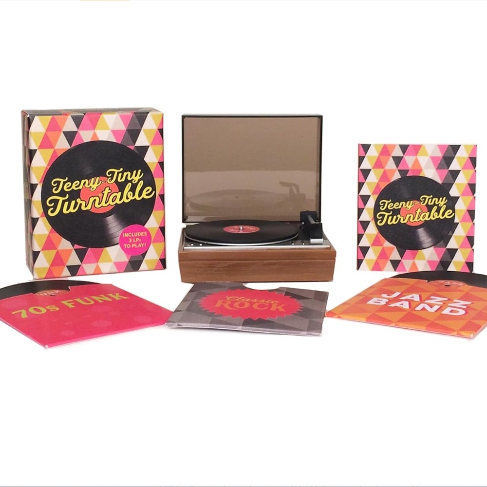 Teeny-Tiny Turntable with 3 LPs NIB